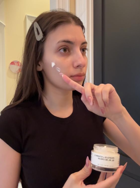 TOUN28 Propolis Vitamin C & B Complex Cream 1.76 oz (50g) | Moisturize, Nourish & Strengthen Skin Barrier with Propolis Extract| Korean Skincare for Sensitive Skin