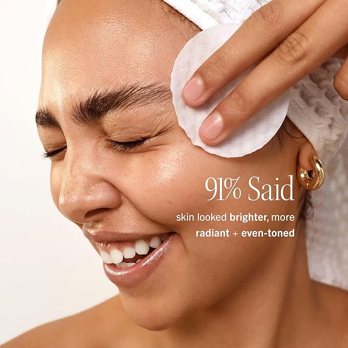 First Aid Beauty - Facial Radiance Pads with Glycolic & Lactic Acids, Daily Exfoliating Pads with AHA, Visibly Smaller Pores, Help Tone & Brighten Skin, One-Step Makeup Prep, Compostable, 90